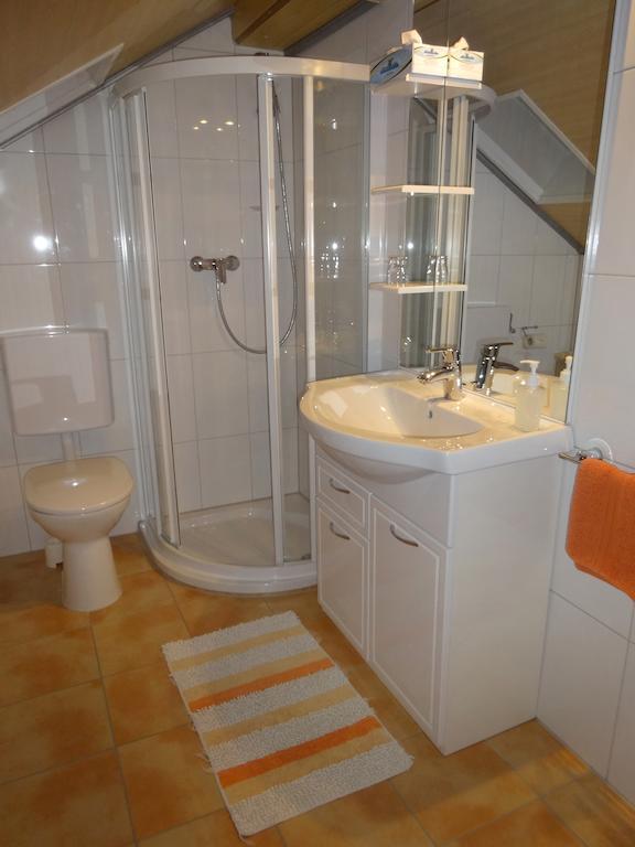 Pension Scherwirt Hotell Graz Rom bilde